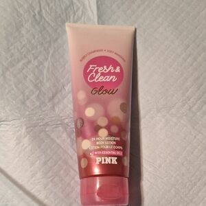 Pink Fresh & Clean Glow Body Lotion